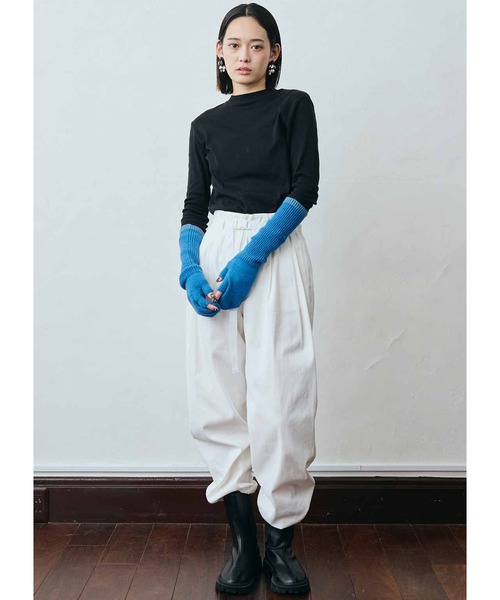 MEDE19F(メデジュウキュウ)の「MEDE19F バイカラーロング手袋(手袋・レディース・イエロー/ブルー/グリーン・ONE SIZE)」の8枚目の写真