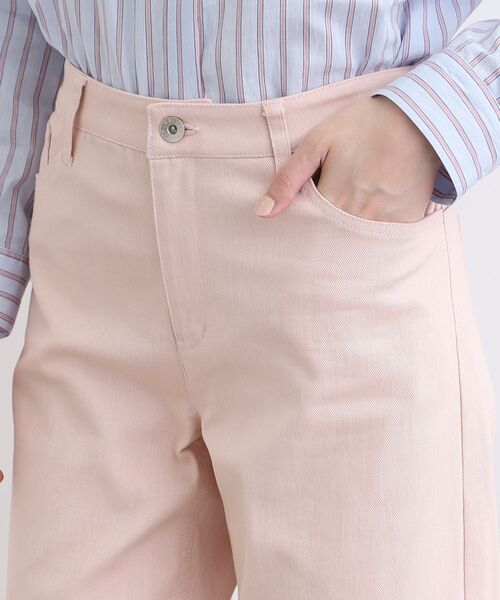 INDIVI(インディヴィ)の「◆【洗える】ストレートワイド カラーデニムパンツ(デニムパンツ・レディース・ライトブルー/ピンク/ホワイト系・40/38/36/05/12/15 /13/19/03/07)」の14枚目の写真