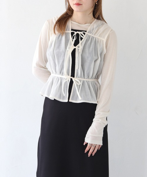 CLEIO(クレイオ)の「【CLEIO】リボンギャザーシアーミニベスト/RIBBON GATHERED SHEER MINI VEST/940-11643(シャツ/ブラウス・レディース・ブラック/アイボリー/サックスブルー/グレイッシュベージュ・FREE)」の17枚目の写真