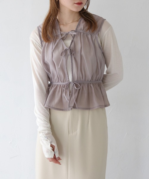CLEIO(クレイオ)の「【CLEIO】リボンギャザーシアーミニベスト/RIBBON GATHERED SHEER MINI VEST/940-11643(シャツ/ブラウス・レディース・ブラック/アイボリー/サックスブルー/グレイッシュベージュ・FREE)」の11枚目の写真