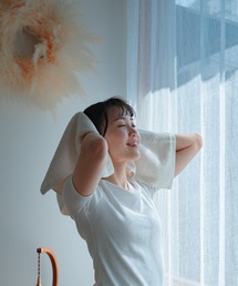 Mofuwa（モフワ ）の「Mofuwa マイクロファイバー  ヒアルロン酸配合バスタオル 4枚セット（タオル）」