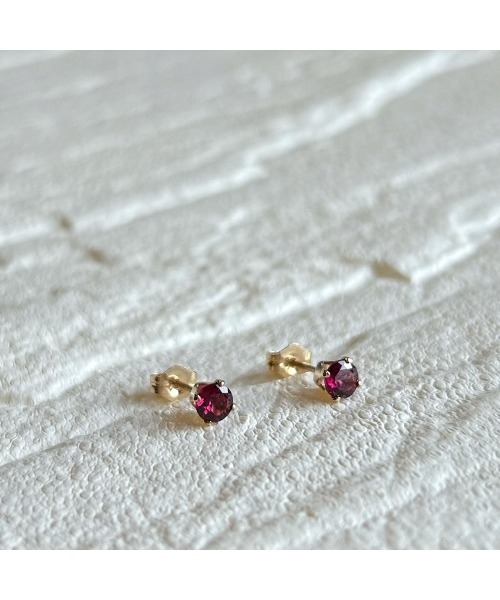 tone(トーン)の「【mastea】14KGF/天然石スタッドピアス(MA)(ピアス(両耳用)・レディース・グリーン系その他/グリーン系その他2/パープル/ピンク/レッド/クリア/グリーン系2/ブラウン/グリーン/ライトグリーン/ライトブルー・FREE)」の9枚目の写真