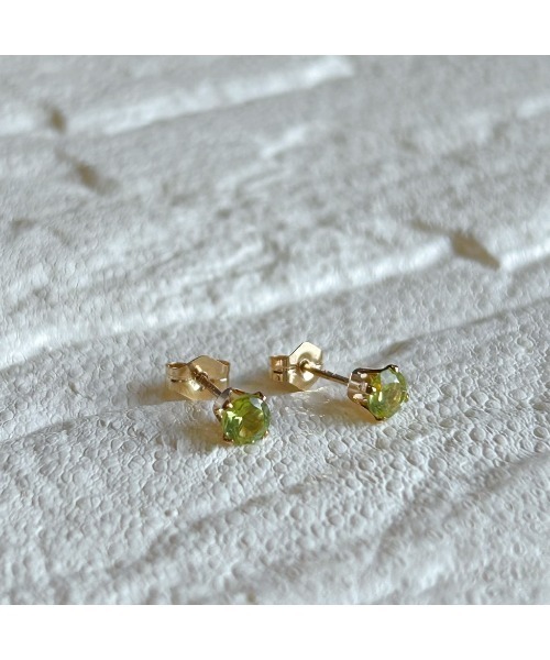tone(トーン)の「【mastea】14KGF/天然石スタッドピアス(MA)(ピアス(両耳用)・レディース・グリーン系その他/グリーン系その他2/パープル/ピンク/レッド/クリア/グリーン系2/ブラウン/グリーン/ライトグリーン/ライトブルー・FREE)」の13枚目の写真