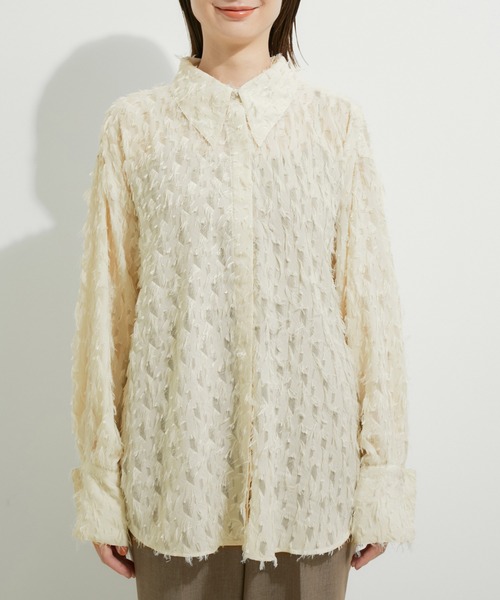 le cercle ADAM ET ROPE'(ルセルクルアダムエロペ)の「突っ切りビッグカラーシャツ(シャツ/ブラウス・レディース・オフホワイト/ブラック・FREE)」の11枚目の写真