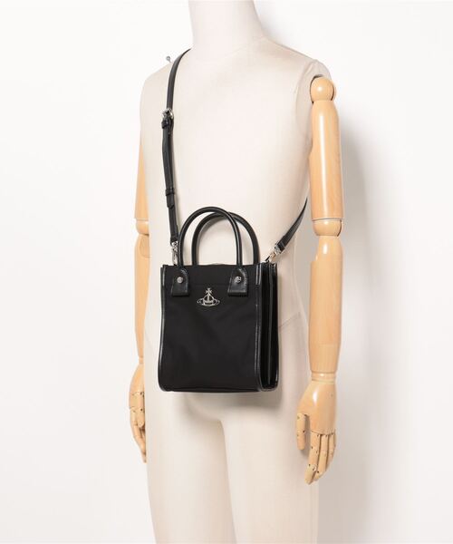 Vivienne Westwood(ヴィヴィアンウエストウッド)の「4204007NU-W001Y-TEDDY SMALL TOTE CROSSBODY(ショルダーバッグ・レディース・ブラック・FREE)」の5枚目の写真