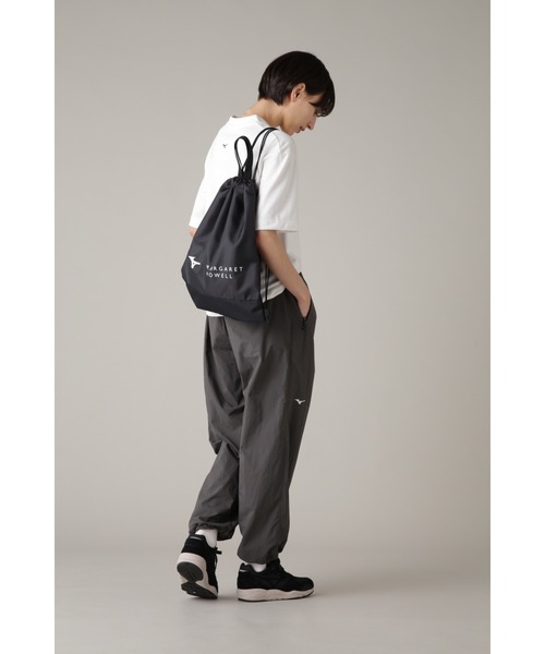 MARGARET HOWELL(マーガレットハウエル)の「LAUNDRY BAG(バックパック/リュック・レディース・ネイビー/ブラック・FREE)」の7枚目の写真