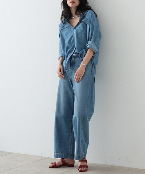 GALLEST（ギャレスト）の「◆ミドル丈ダンガリーシャツ（シャツ/ブラウス・レディース・ライトブルー/ネイビー・38）」の6枚目の写真