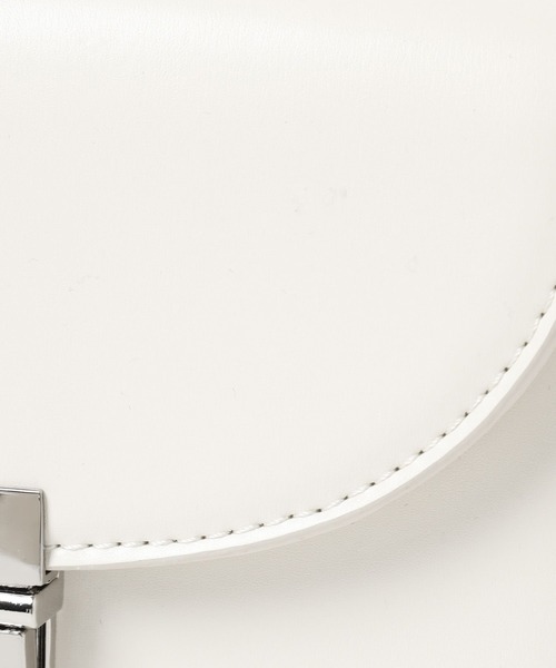 Heather(ヘザー)の「ラウンドミニフラップBAG 119101(ショルダーバッグ・レディース・オフホワイト/ブラック・ONE SIZE)」の22枚目の写真