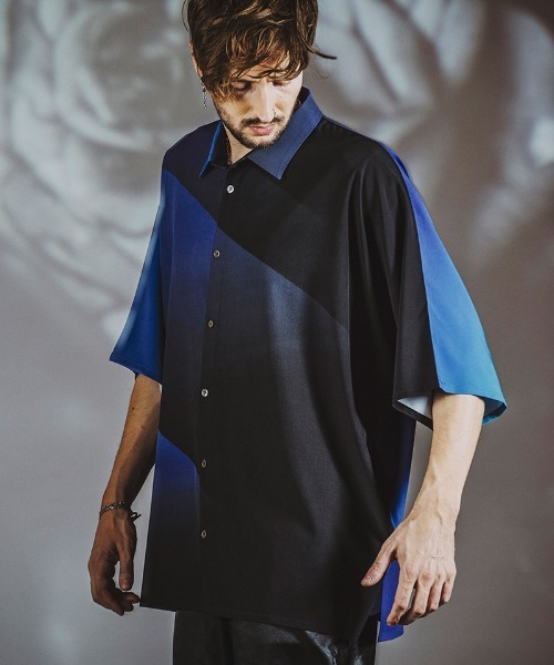 【美品】ドゥージィエムクラス 星プリント オーバーサイズシャツ ゆったり DEUXIEME CLASSE（シャツ/ブラウス(長袖/七分)）のフリマアイテム一覧