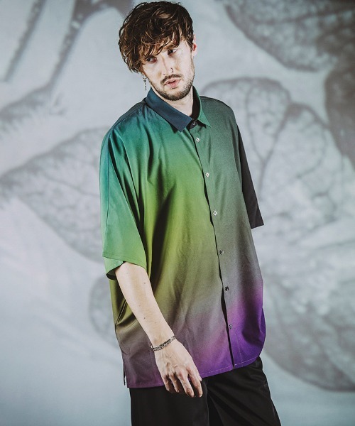 ENHYPENMANiFESTOS/S-SHIRT（BK_L） NO ID.（ノーアイディ）の「mhs2192-ｸﾞﾗﾃﾞｰｼｮﾝﾌﾟﾘﾝﾄﾄﾞﾙﾏﾝｽﾘｰﾌﾞBIG-SH