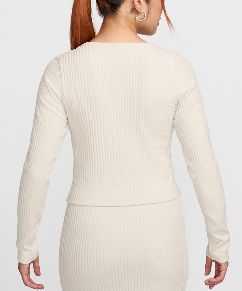 NIKE(ナイキ)の「NIKE WMNS NSW CHLL KNT RIB CR FZ L/S TOP FN3683-104(カーディガン/ボレロ・レディース・ベージュ・LARGE/MEDIUM/SMALL)」の5枚目の写真