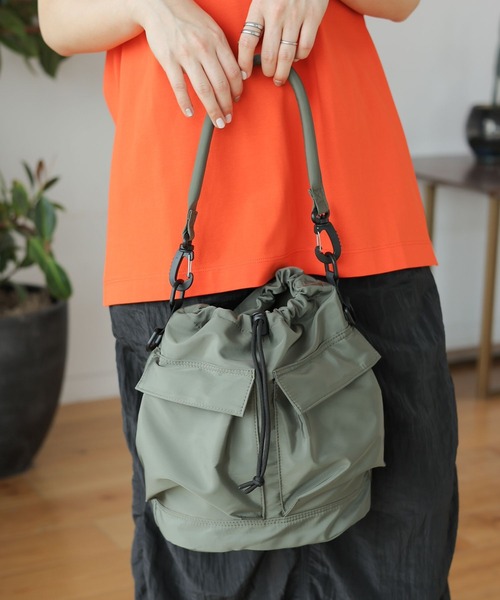 LEPSIM（レプシィム）の「2WAY巾着ショルダー2　116580（ショルダーバッグ・レディース・アイボリー/ブラック/カーキ/レオパード/ベージュ/ゼブラ/ライトピンク/ベージュ系その他/ライトブルー・ONE SIZE）」の6枚目の写真