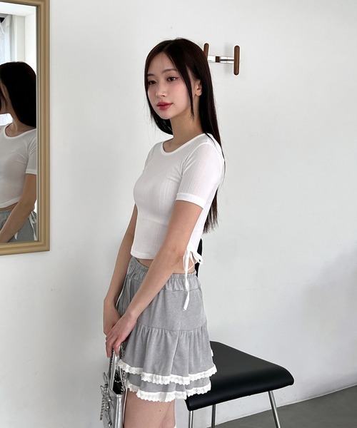 by muni:r(バイ ムニール)の「サイドラインクロップド半袖Tシャツ(Tシャツ/カットソー・レディース・ブラック/ブルー/ホワイト/ピンク・FREE)」の18枚目の写真