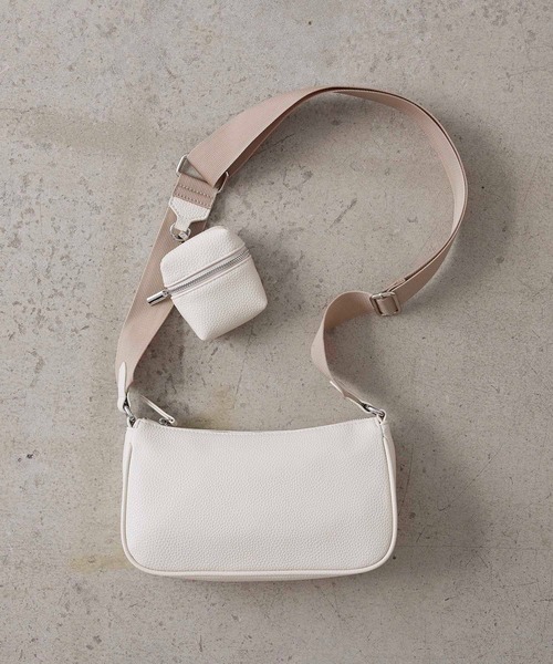 EFOLE（エフォル）の「【ZOZO限定】Pouch shoulder bag / ポーチ ショルダー バッグ（ショルダーバッグ・レディース・ブラック/オフホワイト・FREE）」の13枚目の写真