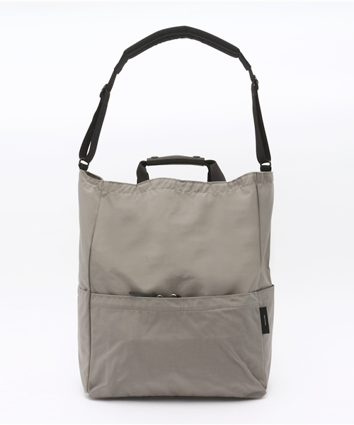 SHIPS（シップス）の「STANDARD SUPPLY: 60/40(ロクヨン)クロス 2way STAND UP ショルダー&トートバッグ（Sサイズ）（トートバッグ・メンズ・ブラック/グレー/ネイビー・ONE SIZE）」の2枚目の写真