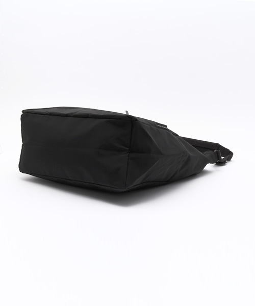 SHIPS（シップス）の「STANDARD SUPPLY: 60/40(ロクヨン)クロス 2way STAND UP ショルダー&トートバッグ（Sサイズ）（トートバッグ・メンズ・ブラック/グレー/ネイビー・ONE SIZE）」の6枚目の写真