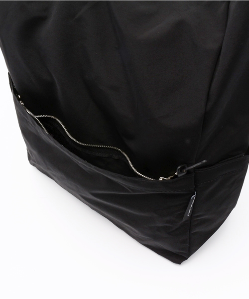 SHIPS（シップス）の「STANDARD SUPPLY: 60/40(ロクヨン)クロス 2way STAND UP ショルダー&トートバッグ（Sサイズ）（トートバッグ・メンズ・ブラック/グレー/ネイビー・ONE SIZE）」の12枚目の写真