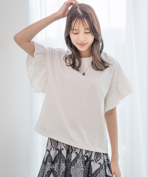 Jayro(ジャイロ)の「コットンフリル袖Tシャツ(Tシャツ/カットソー・レディース・ブラック/ホワイト/オフホワイト/ブラック系その他2・M)」の2枚目の写真