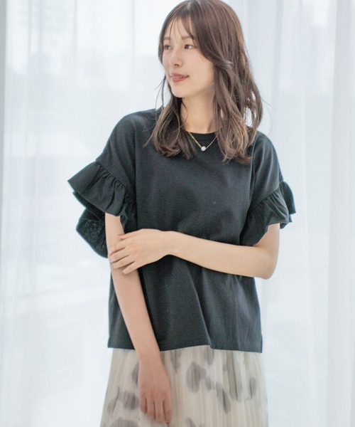Jayro(ジャイロ)の「コットンフリル袖Tシャツ(Tシャツ/カットソー・レディース・ブラック/ホワイト/オフホワイト/ブラック系その他2・M)」の5枚目の写真