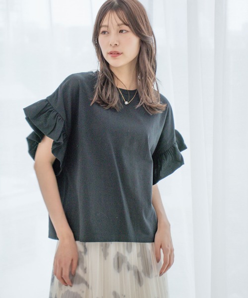 Jayro(ジャイロ)の「コットンフリル袖Tシャツ(Tシャツ/カットソー・レディース・ブラック/ホワイト/オフホワイト/ブラック系その他2・M)」の6枚目の写真
