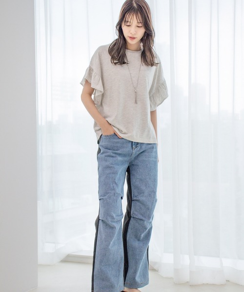 Jayro(ジャイロ)の「コットンフリル袖Tシャツ(Tシャツ/カットソー・レディース・ブラック/ホワイト/オフホワイト/ブラック系その他2・M)」の13枚目の写真