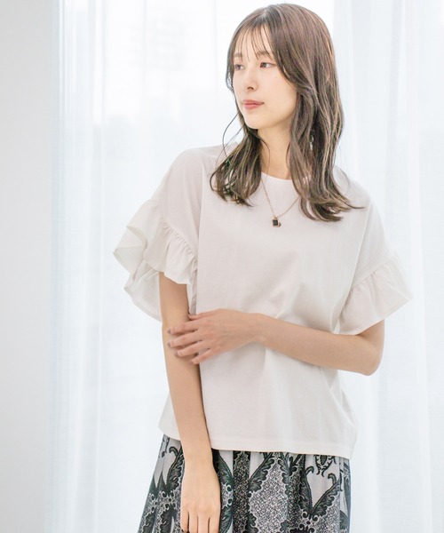 Jayro(ジャイロ)の「コットンフリル袖Tシャツ(Tシャツ/カットソー・レディース・ブラック/ホワイト/オフホワイト/ブラック系その他2・M)」の14枚目の写真