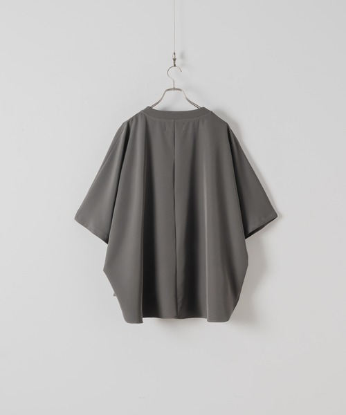 DOOPZ(ドープス)の「Dolman Pullover Harf Sleeve Tee - ドルマンプルオーバーハーフスリーブT(Tシャツ/カットソー・メンズ・ブラック/グレー・LARGE/MEDIUM/SMALL)」の10枚目の写真