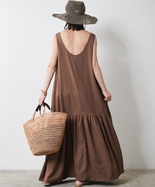 CHIC STYLE(シックスタイル)の「<大きいサイズ>レーヨン麻ノースリーブマキシワンピース シックスタイル(ワンピース・レディース・ブラウン/ブラック/ブルー・LL/3L/4L/5L/L)」の1枚目の写真