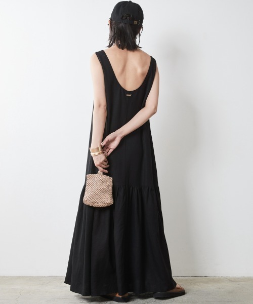CHIC STYLE(シックスタイル)の「<大きいサイズ>レーヨン麻ノースリーブマキシワンピース シックスタイル(ワンピース・レディース・ブラウン/ブラック/ブルー・LL/3L/4L/5L/L)」の11枚目の写真