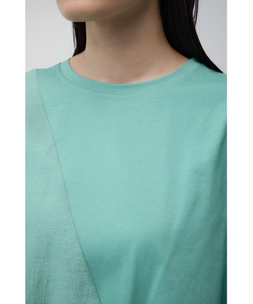 AZUL by moussy(アズールバイマウジー)の「ドロストデザインカットトップス(Tシャツ/カットソー・レディース・オフホワイト/ブラック/ライトグリーン・FREE)」の11枚目の写真