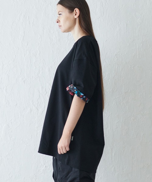 rehacer(レアセル)の「rehacer : Botanical Roll Up CS / ボタニカルロール アップ カットソー(Tシャツ/カットソー・メンズ・ホワイト/ブラック・SMALL/MEDIUM/LARGE/X-LARGE)」の10枚目の写真