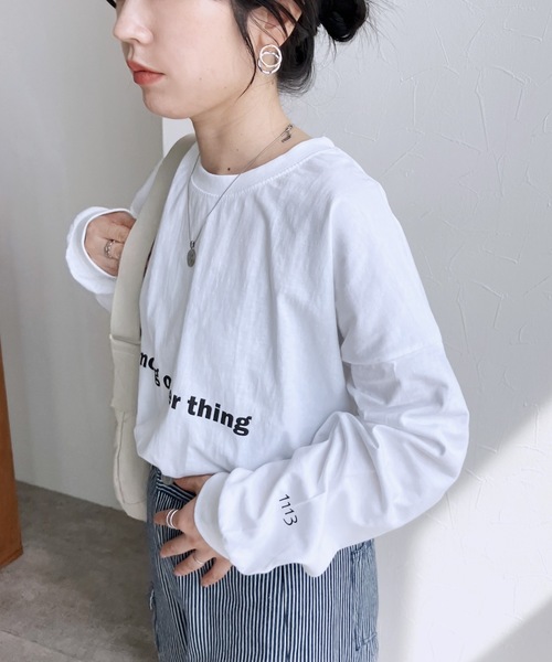 reca(レカ)の「オーバーサイズロゴロンT(amongotherthing)(Tシャツ/カットソー・レディース・グレー系/ブルー系/ホワイト/ブラック・FREE)」の5枚目の写真