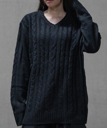 【40I】ケーブル編み Vネック リラックスニット