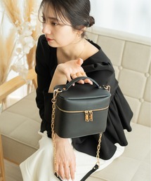 ダブルチェーンショルダーバッグ CHANEL】シャネル チェーンショルダー ショルダーバッグ デカ