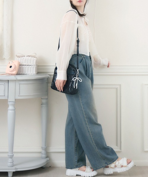 ems excite（エムズエキサイト）の「ロゴプレート付シアーSH（シャツ/ブラウス・レディース・ナチュラル/ブラック/ライトベージュ・FREE）」の15枚目の写真