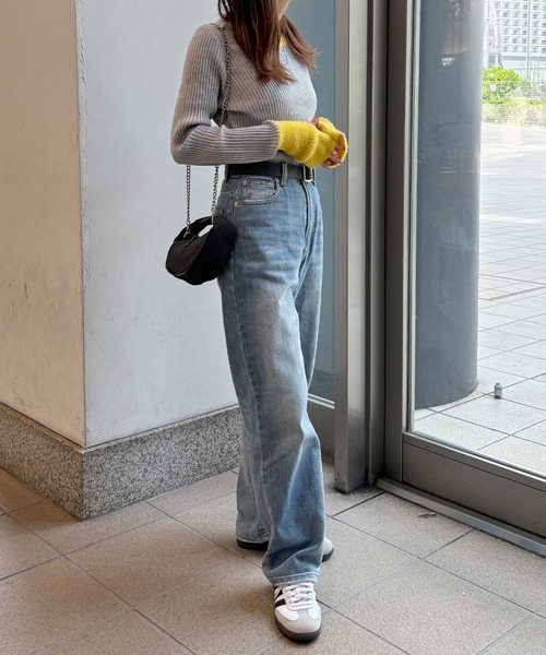 ISOOK（アイスー）の「【ISOOK / アイスー】配色シャギーリブニット  / カラーニット シャギーニット 配色トップス サムホール ZOZOTOWN限定（ニット/セーター・レディース・ブラック/グレー/チャコールグレー・FREE）」の4枚目の写真