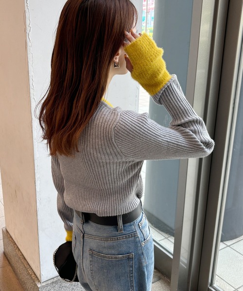 ISOOK（アイスー）の「【ISOOK / アイスー】配色シャギーリブニット  / カラーニット シャギーニット 配色トップス サムホール ZOZOTOWN限定（ニット/セーター・レディース・ブラック/グレー/チャコールグレー・FREE）」の5枚目の写真