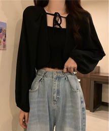 フェミニンシルエット クロップド丈トップス