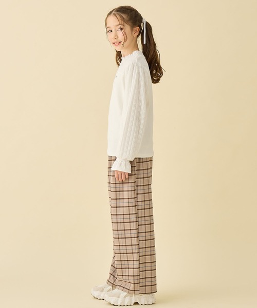 Amourire girl（アムリールガール）の「レース切り替え キャンディースリーブ長袖カットソー（130㎝～160㎝）（Tシャツ/カットソー・キッズ・オフホワイト/ブラック・130cm/140cm/150cm/160cm）」の17枚目の写真