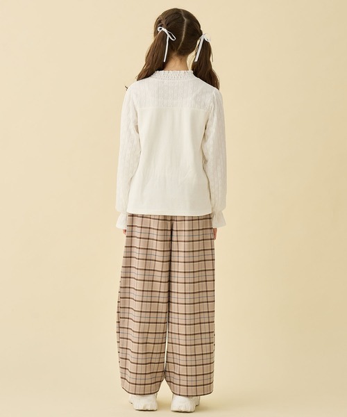 Amourire girl（アムリールガール）の「レース切り替え キャンディースリーブ長袖カットソー（130㎝～160㎝）（Tシャツ/カットソー・キッズ・オフホワイト/ブラック・130cm/140cm/150cm/160cm）」の6枚目の写真