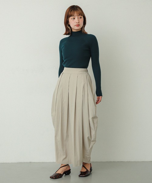 SENSE OF PLACE by URBAN RESEARCH(センスオブプレイスバイアーバンリサーチ)の「コクーンボリュームタックスカート(スカート・レディース・ブラック/オレンジ/ライトベージュ・ONE)」の10枚目の写真