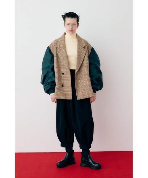 HeRIN.CYE（ヘリンドットサイ）の「Docking MA-1 jacket　　ドッキングMA-1ジャケット（MA-1・レディース・グリーン/ベージュ・FREE）」の3枚目の写真