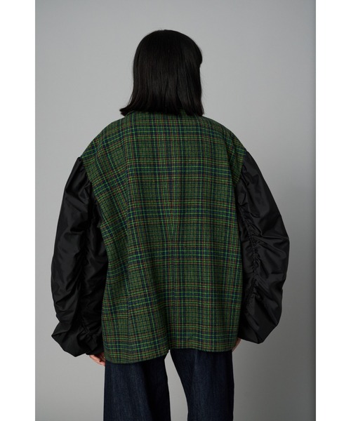 HeRIN.CYE（ヘリンドットサイ）の「Docking MA-1 jacket　　ドッキングMA-1ジャケット（MA-1・レディース・グリーン/ベージュ・FREE）」の11枚目の写真