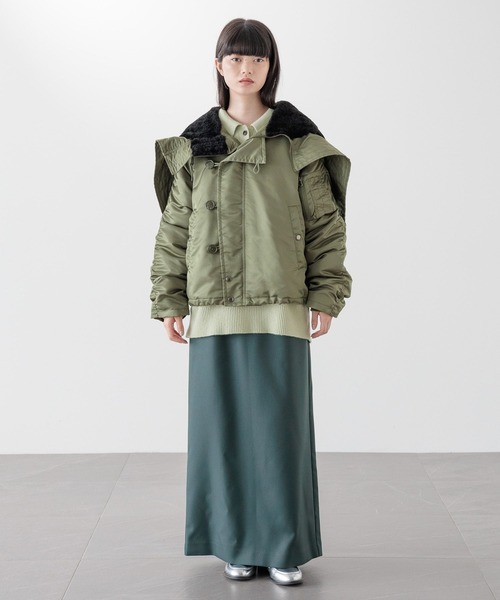 yuw（ユウ）の「Ｎ－２Ｂ　150967（ダウンジャケット/コート・レディース・カーキ/ブラック・FREE）」の6枚目の写真