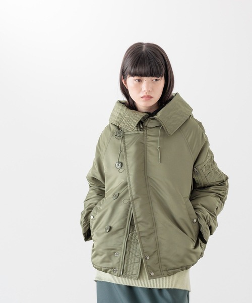 yuw（ユウ）の「Ｎ－２Ｂ　150967（ダウンジャケット/コート・レディース・カーキ/ブラック・FREE）」の11枚目の写真