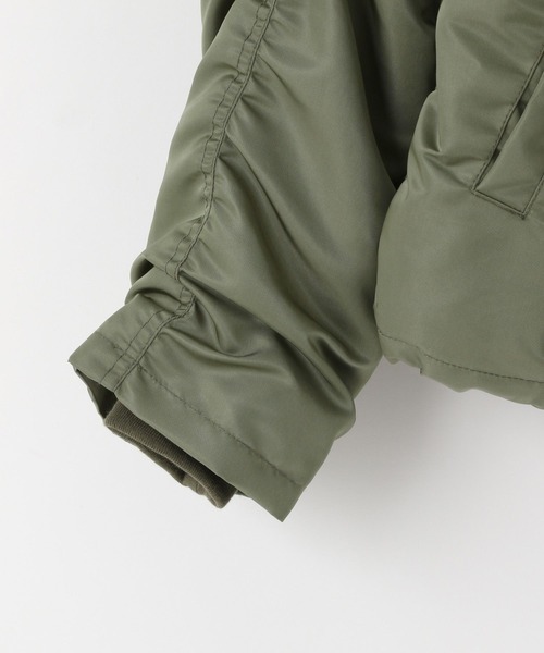 yuw（ユウ）の「Ｎ－２Ｂ　150967（ダウンジャケット/コート・レディース・カーキ/ブラック・FREE）」の18枚目の写真