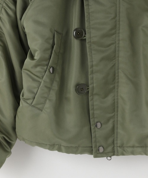 yuw（ユウ）の「Ｎ－２Ｂ　150967（ダウンジャケット/コート・レディース・カーキ/ブラック・FREE）」の20枚目の写真