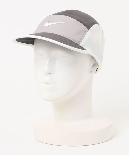 NIKE(ナイキ)の「《NIKEアパレル》DF フライ CB P キャップ(キャップ・レディース・ブラック/ホワイト/ブルー系その他/ブラウン系その他・M/L/L/XL/S/M)」の3枚目の写真