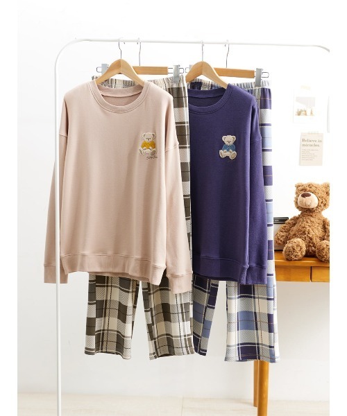 tutuanna（チュチュアンナ）の「[温度調整]裏毛くまサガラ刺繍チェックボトム長袖パジャマ（ルームウェア/パジャマ・レディース・サンドベージュ/ネイビー/オフホワイト/ライトグレー/ベージュ系その他/ピンク/グレー系1・S/M/L）」の22枚目の写真
