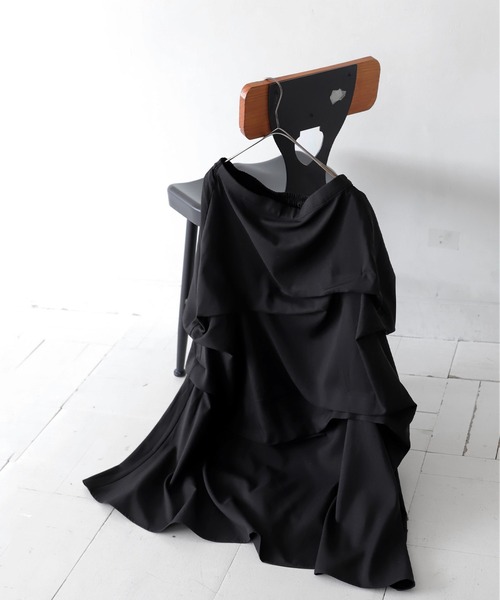 antiqua(アンティカ)の「ボリュームタックスカート(スカート・レディース・ブラック・ONESIZE)」の13枚目の写真